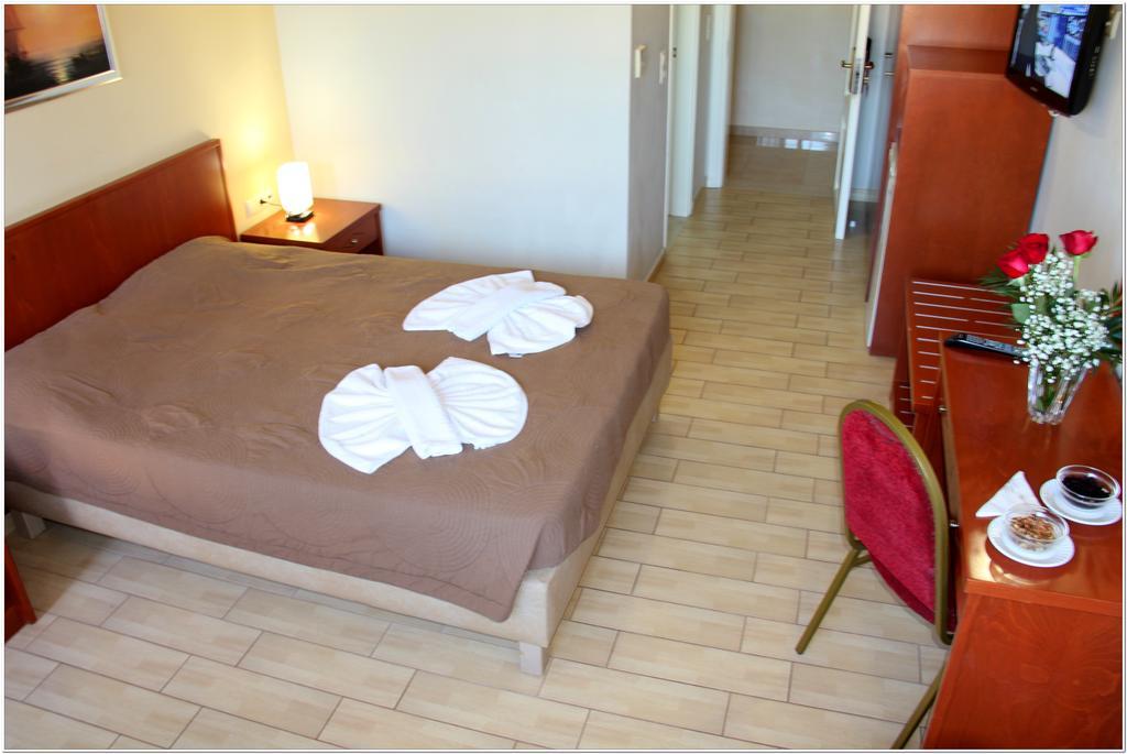 Agelia Beach Hotel Сфакаки Экстерьер фото